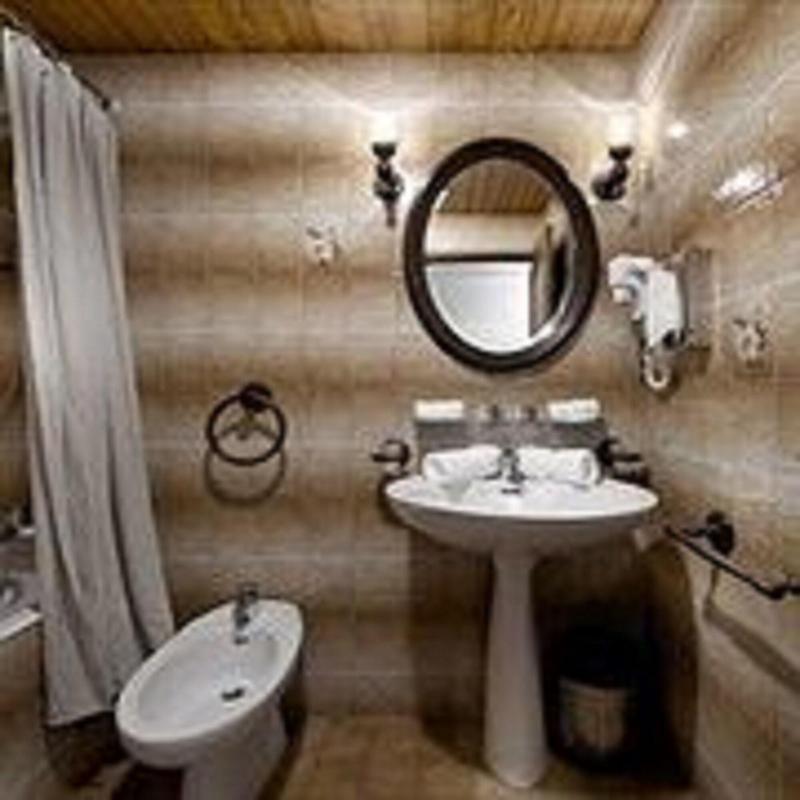 Hotel De Savoie 3*